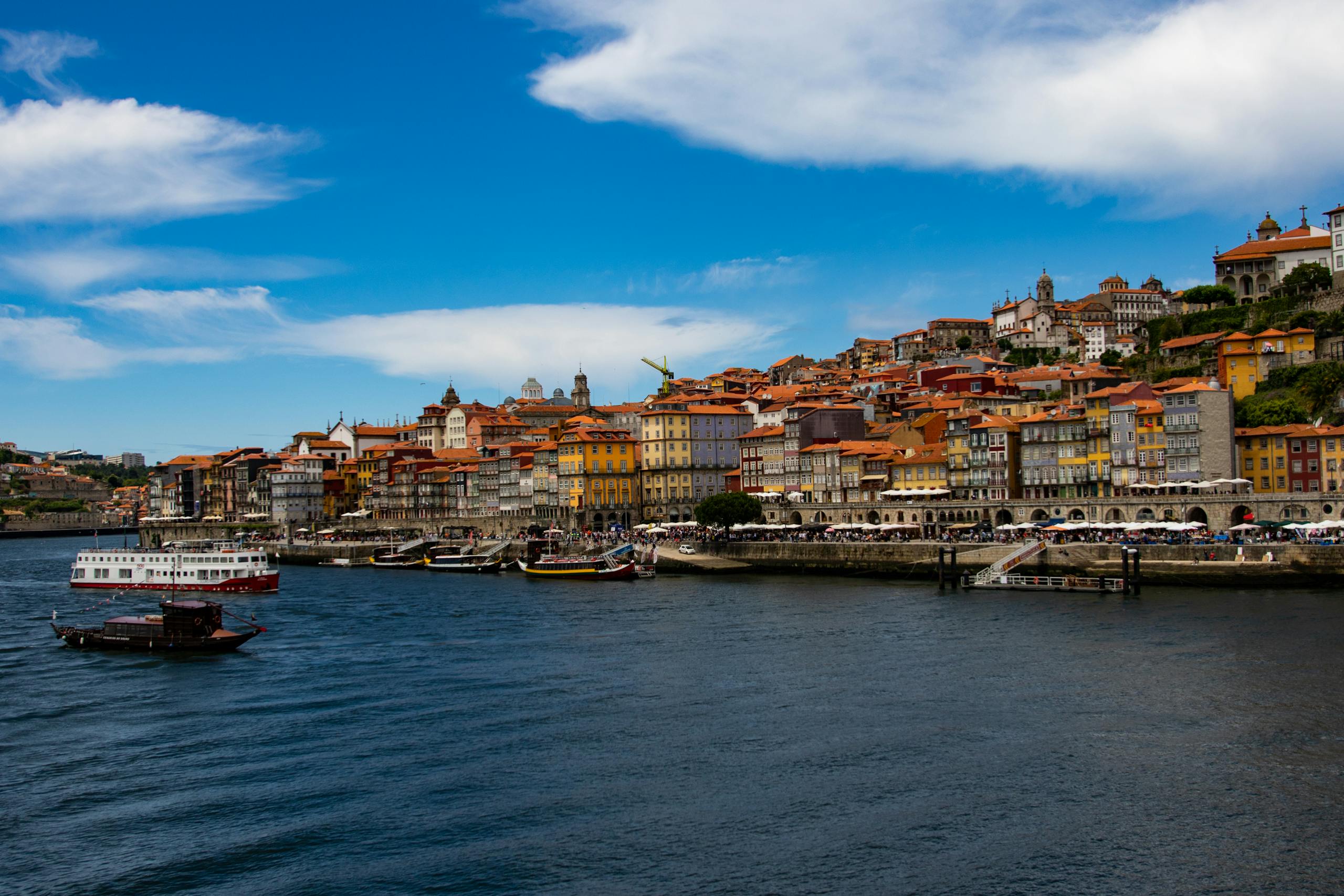 15 Beautiful Sights To See When Traveling Through Portugal