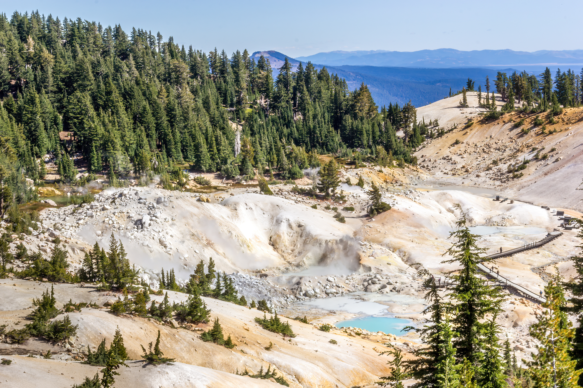 From Deserts to Redwoods: Explore The Best National Parks in California