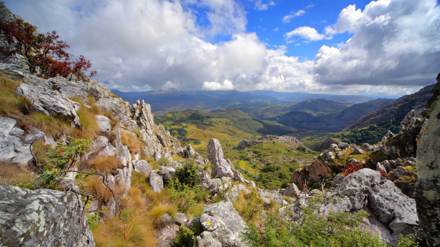 Revealing Earth's Ancient Giants: 13 of the Oldest Mountain Ranges ...