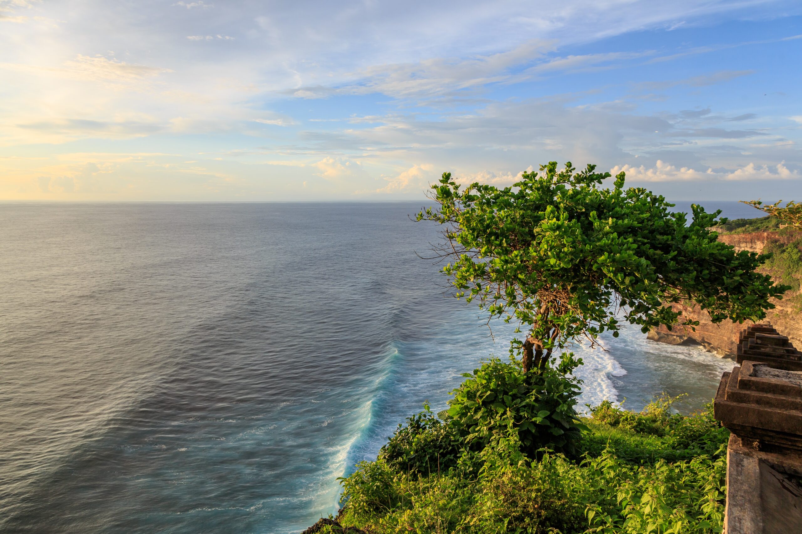 Kuta, Bali, Indonesia: The Timor Sea, seen from the cliffs at Pura Luhur Uluwatu