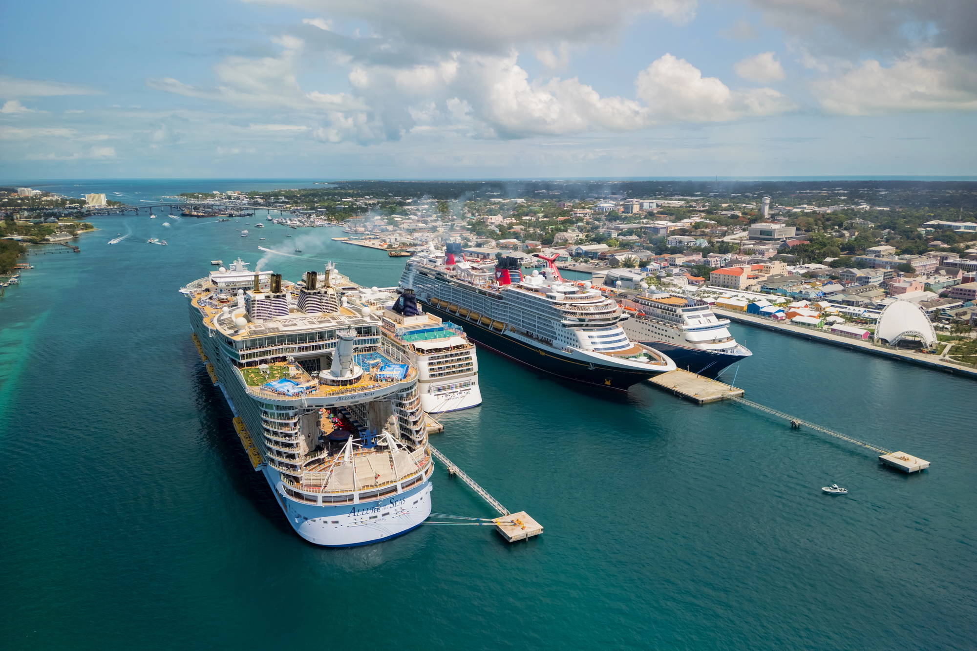 Disney Cruise vs. Royal Caribbean: What Sets Them Apart at Sea