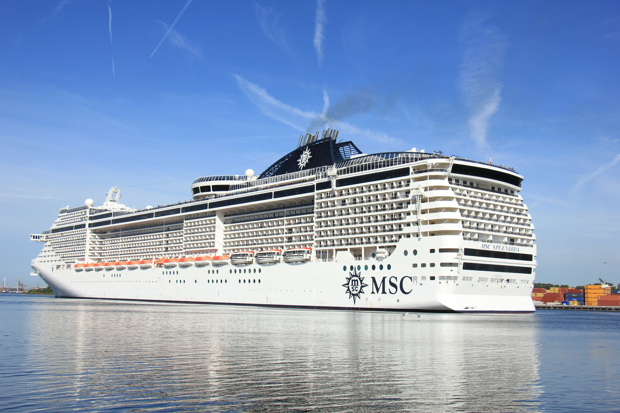 Tragic Incident on Luxury Cruise During Bachelor Party Turns Fatal