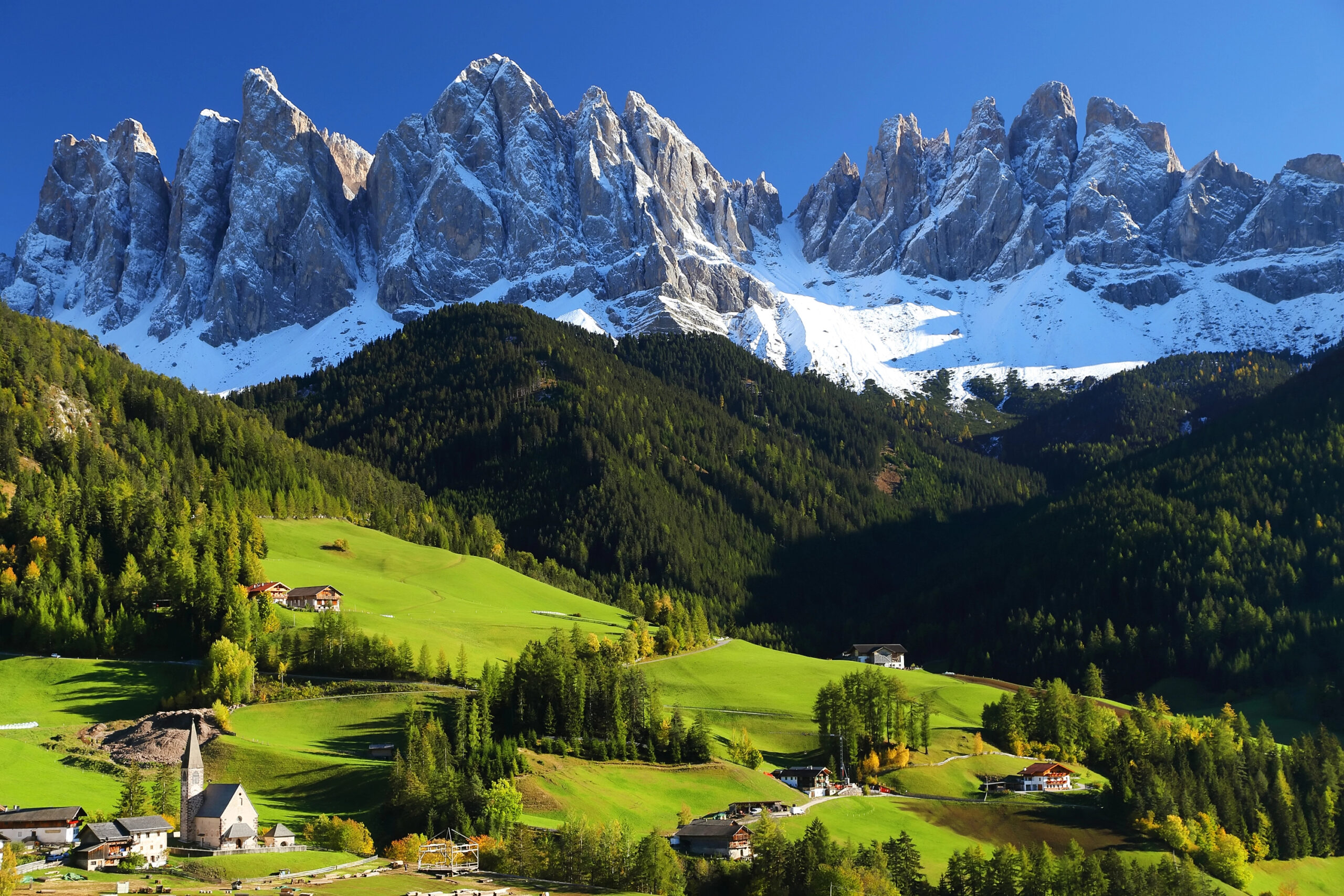 20 Borders Based on Natural Landmarks You Can Still Hike