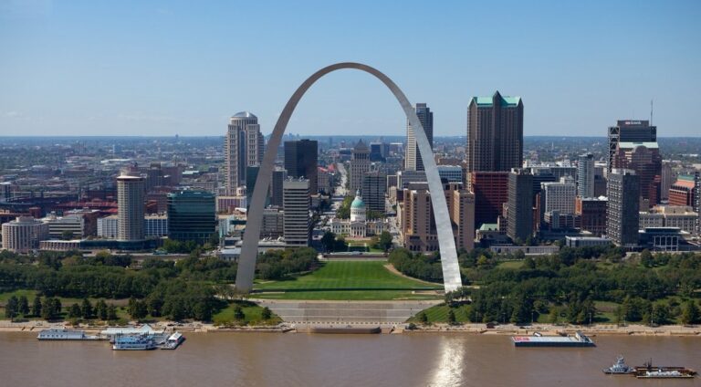 Discovering the Heartland: 20 Things to Know About the Midwest