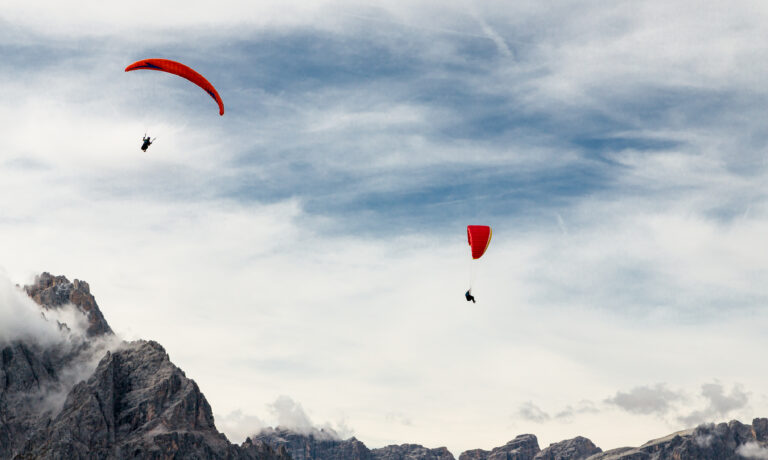 Beautiful And Unexpected Places to Try Paragliding