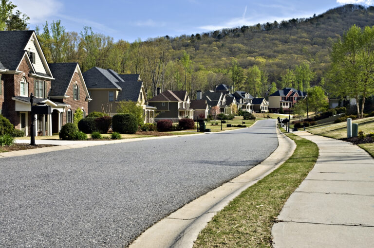 Exploring America’s 25 Safest Neighborhoods