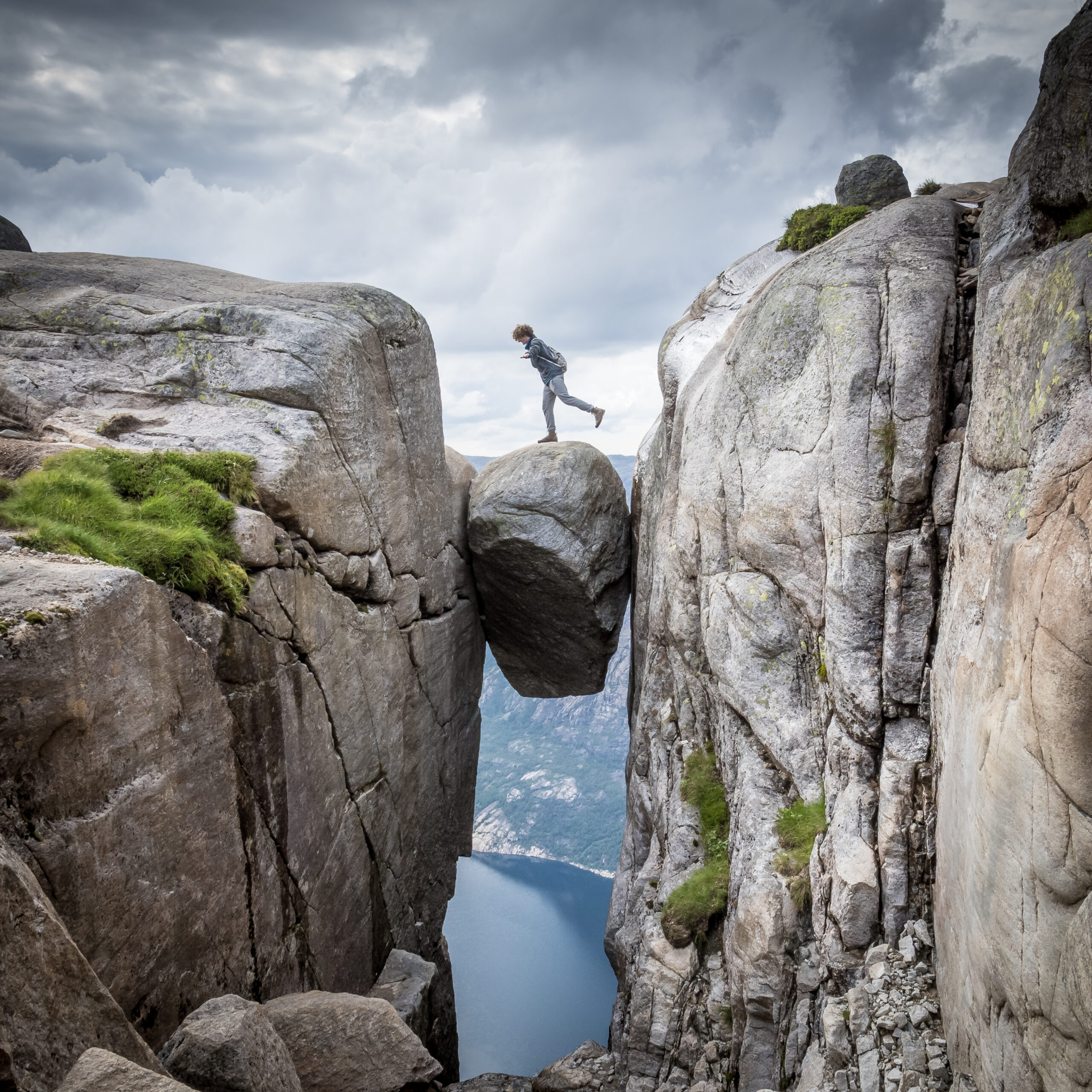 Defying Gravity: Boulders Balanced on the Edge of Cliffs
