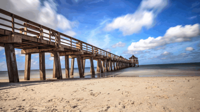 8 U.S. Beaches Facing Closures—and 8 Still Safe for Summer Trips