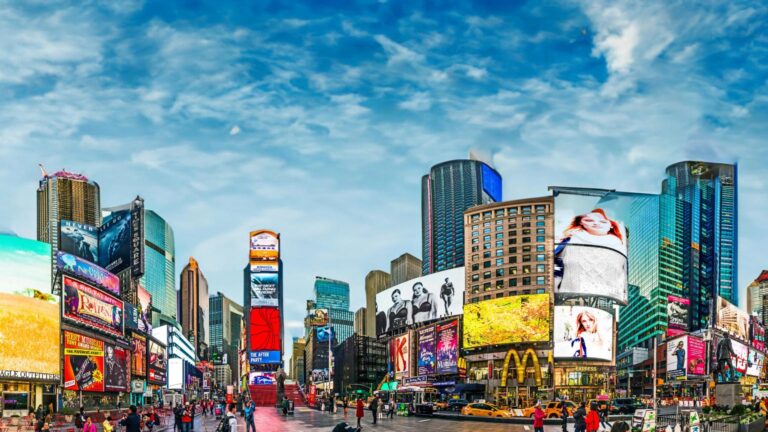 15 Issues Turning Tourists Away From New York City – The NYC Tourist Dip Explained