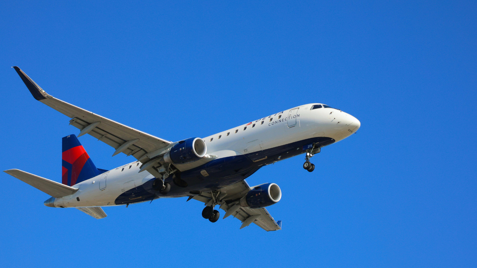 Airlines Are Dropping Service to These U.S. Cities in 2026