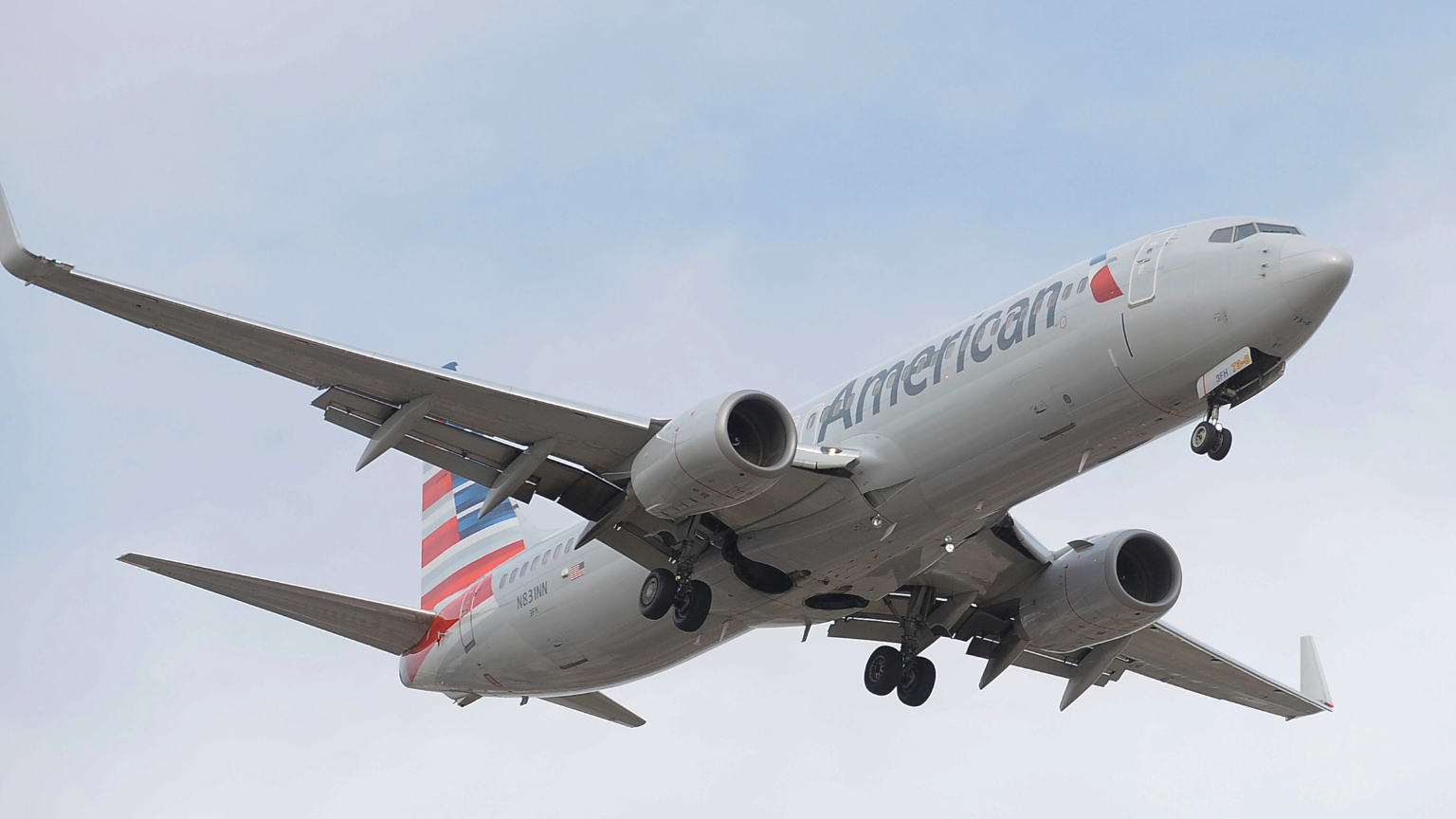 Airlines Pull Back on U.S. and Global Routes — Competitors Step In