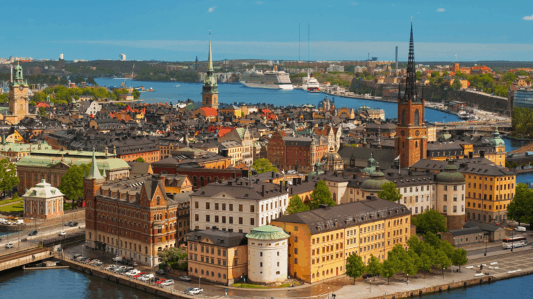 10 Best Countries With the Most Fluent English Speakers