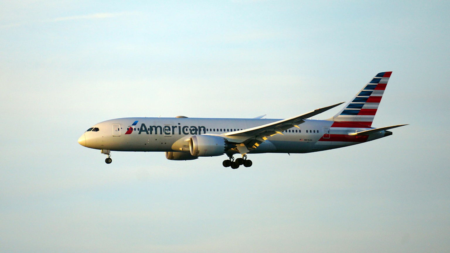 20 Routes Airlines Quietly Added This Fall and the Smarter Alternatives If They Sell Out