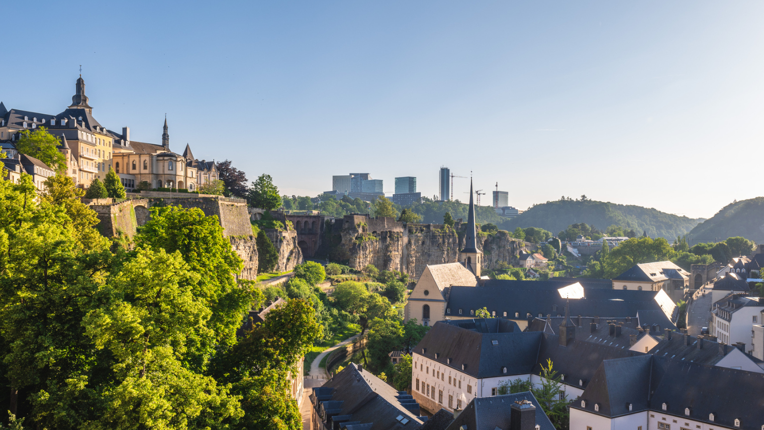 Beautiful Small Countries You Can Cross by Train in a Morning