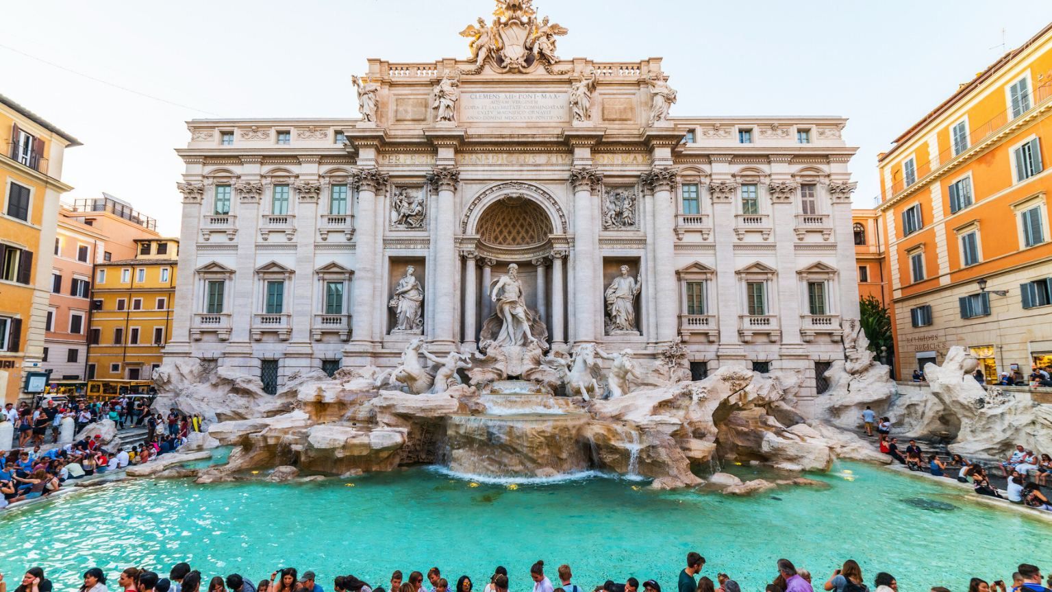 10 Tourist Traps to Skip and 10 Hidden Gems to Visit Instead