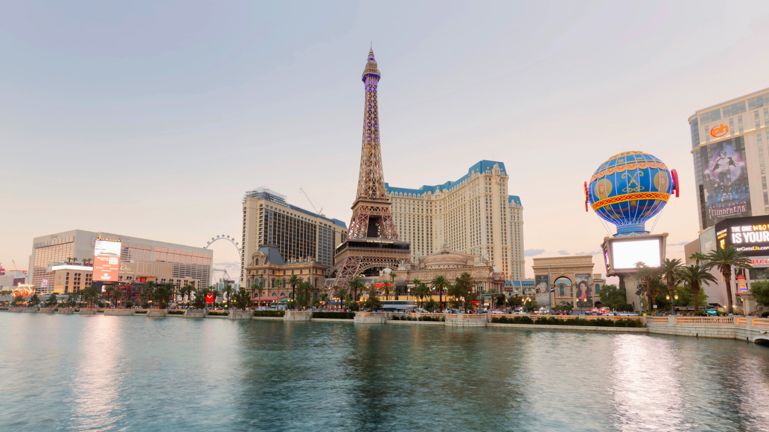 Las Vegas Hotel Rates Divide Visitors as Summer Slump Lingers