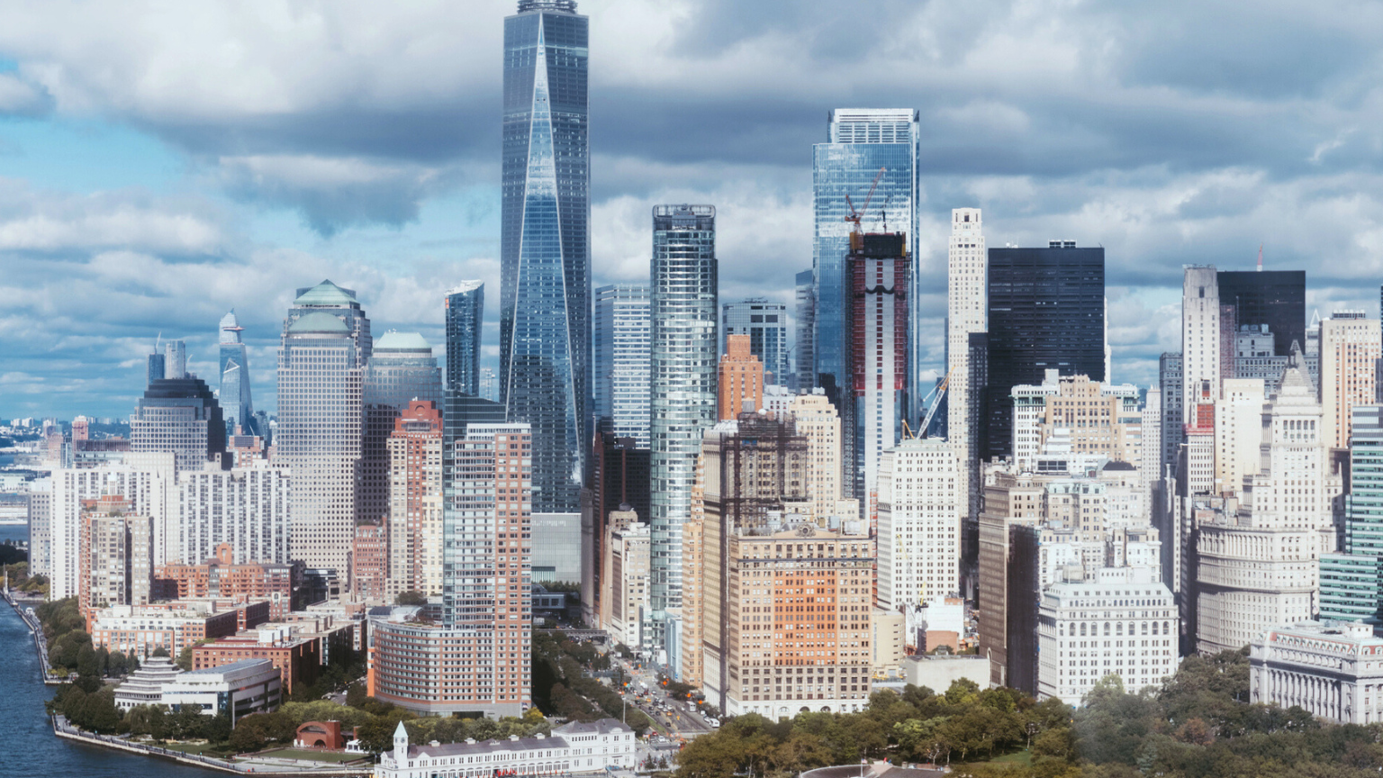 US Travel Fees Rise September 30: What Visitors From the UK, Australia, New Zealand, Israel and More Need to Know