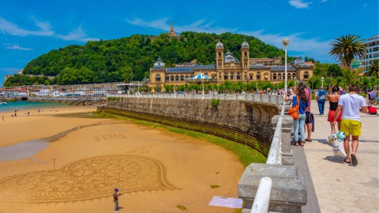 The Great Retiree Exodus: 10 Countries US Seniors Are Flocking To