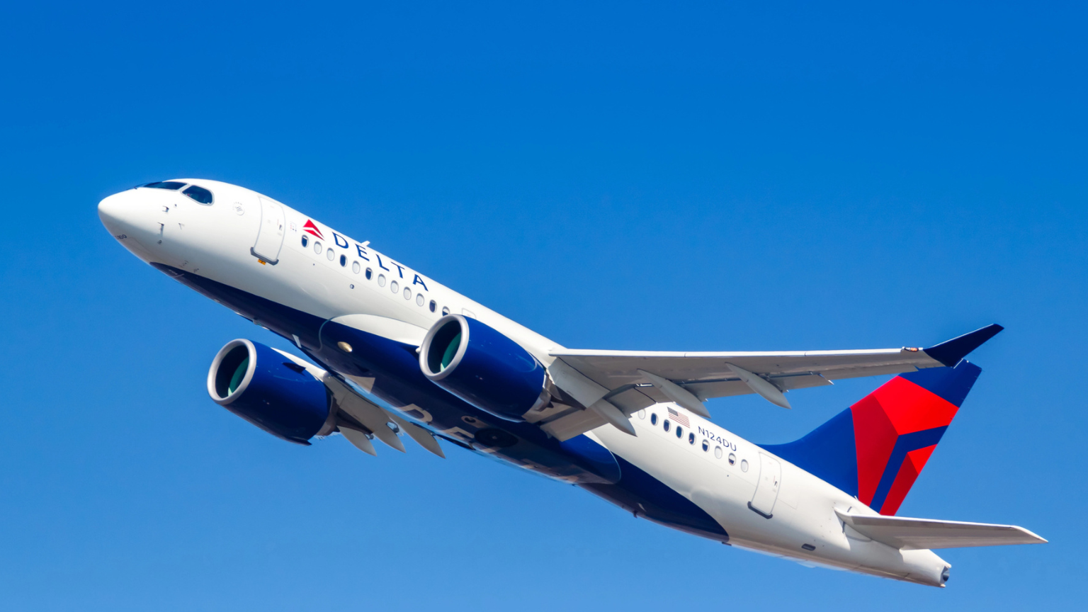 Delta Flight Attendants Hurt After Turbulent Flight to Atlanta The