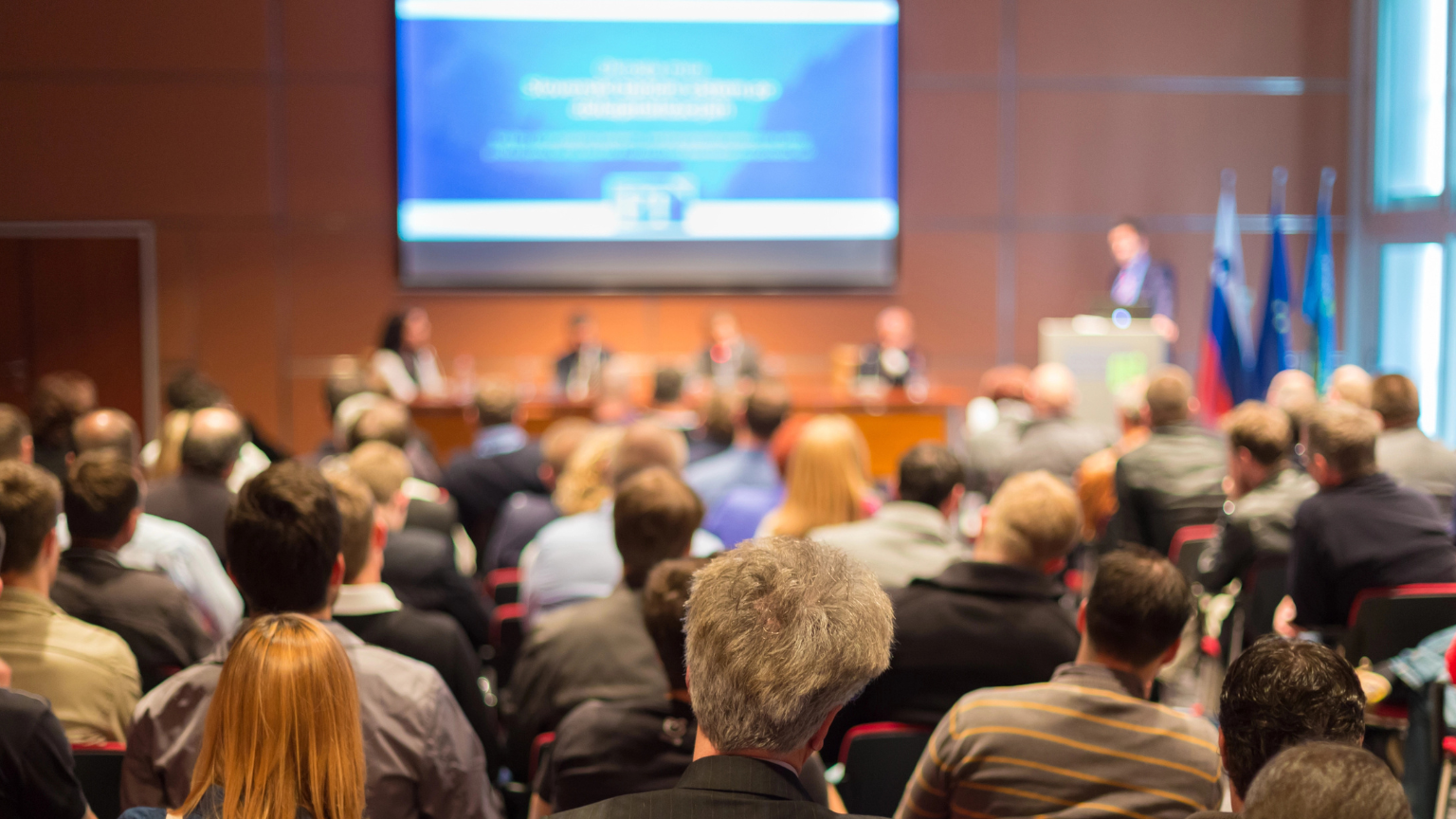 Transportation Secretary Warns of Mounting Flight Delays as Shutdown Hits Day 20