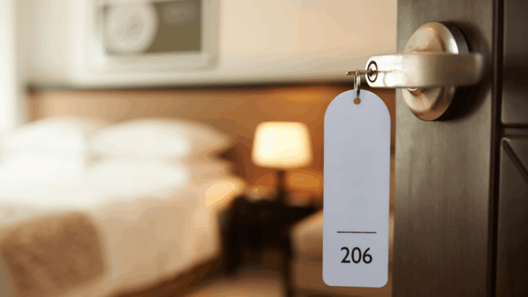 Hotel industry urges Congress to end the shutdown