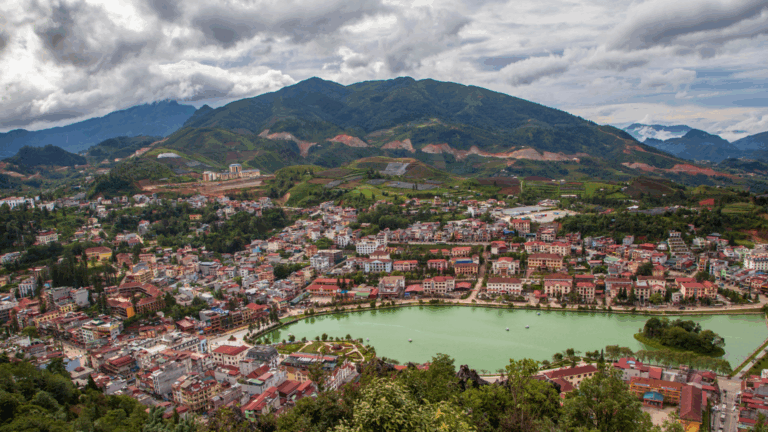 17 Mountain Towns You Will Love Even If You Hate Skiing