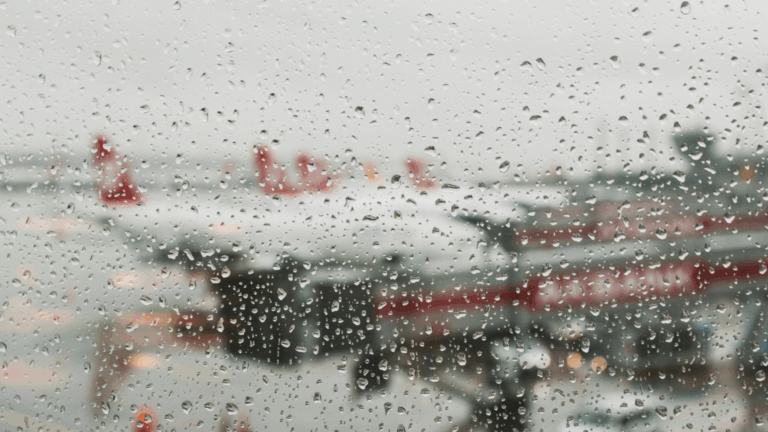 Urgent Guidance for U.S. Travelers in Jamaica as Hurricane Melissa Disrupts Flights