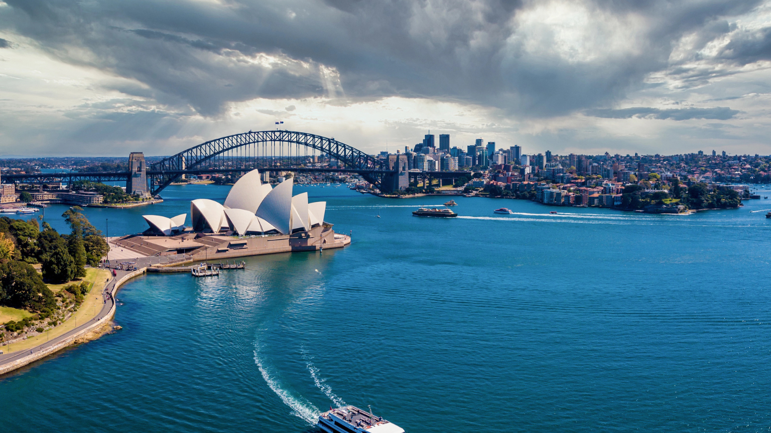 15 Countries Where Tap Water Is Safest for Travelers