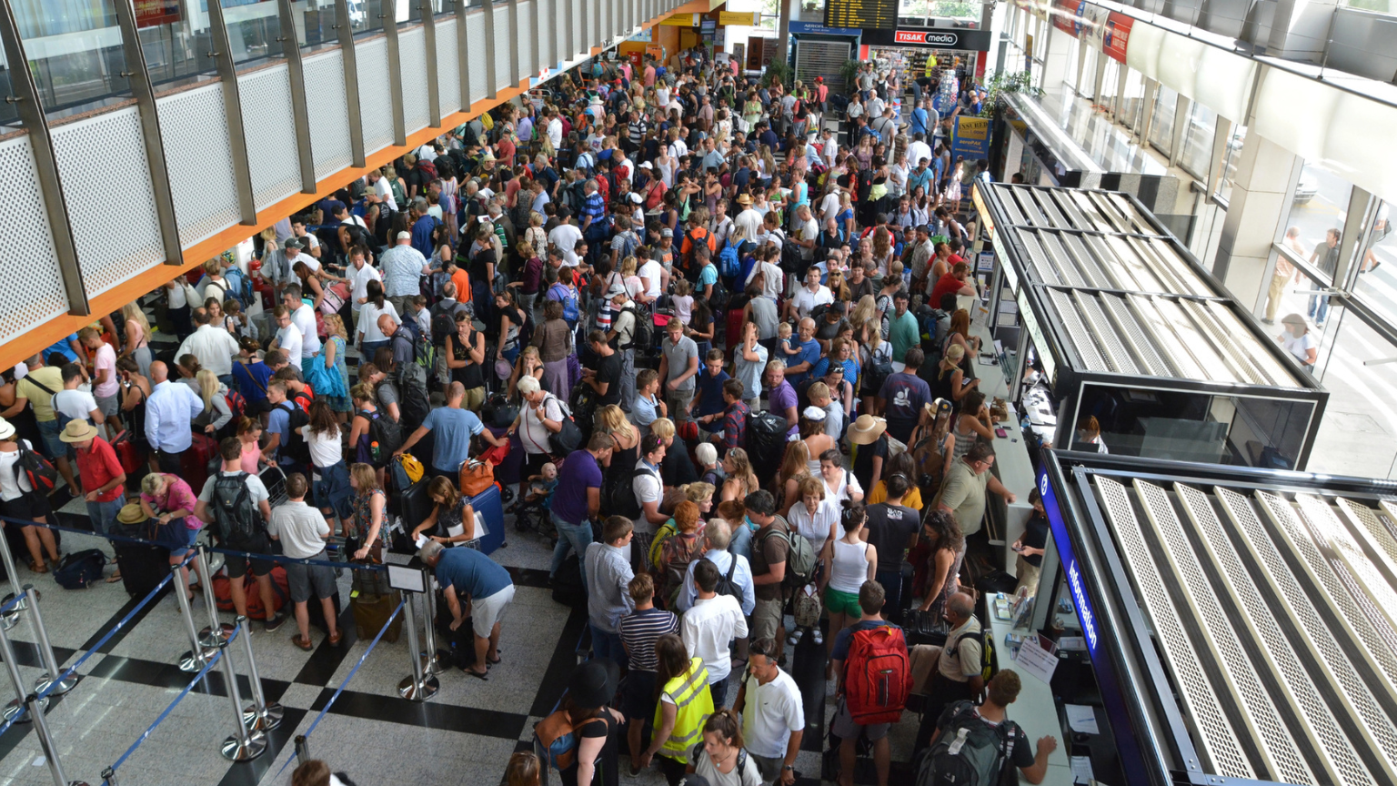 Shutdown Flight Cuts: What Travelers Need To Know Right Now