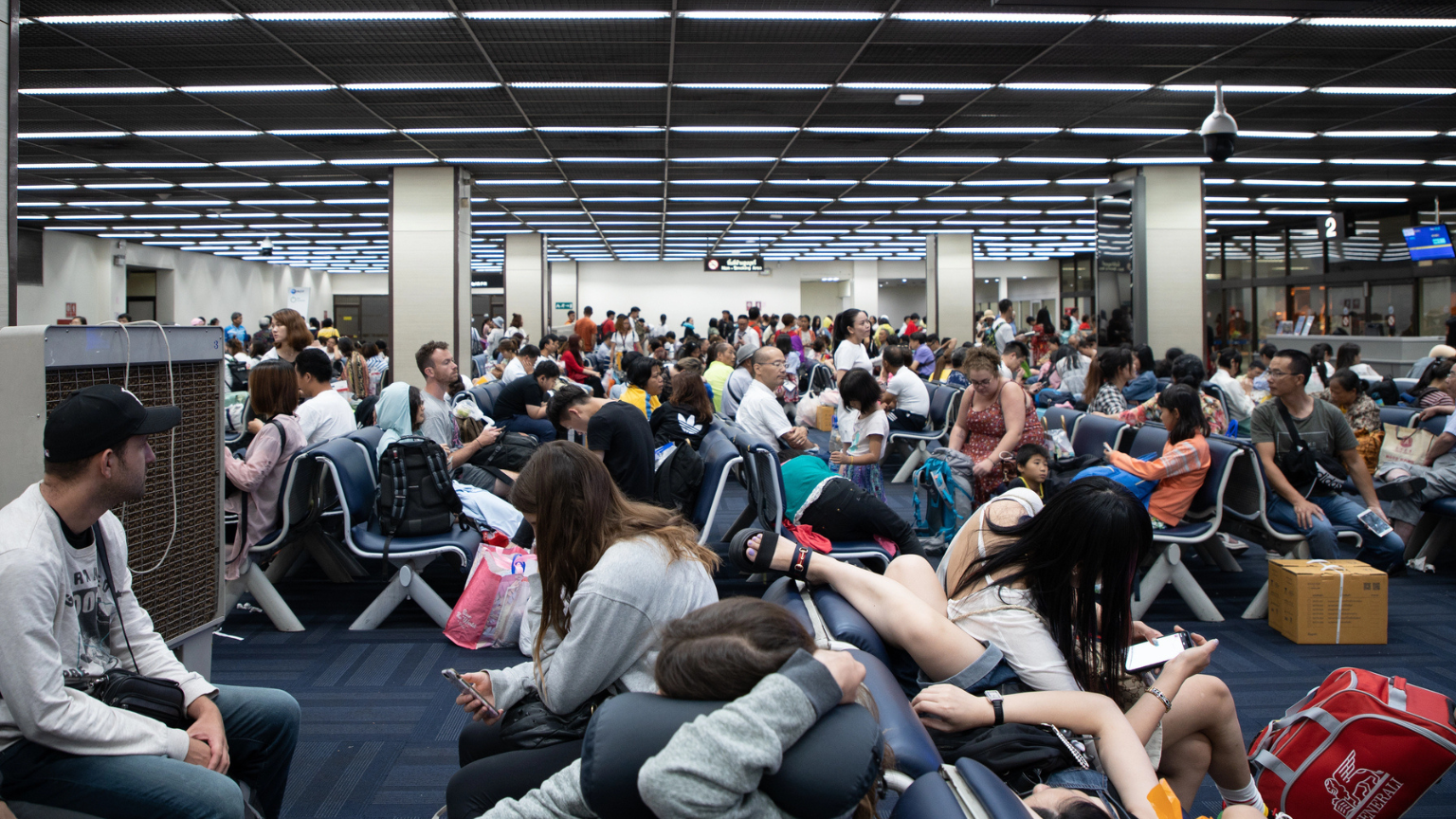 Shutdown Flight Chaos Deepens As Cancellations Climb And Pressure Mounts On Controllers