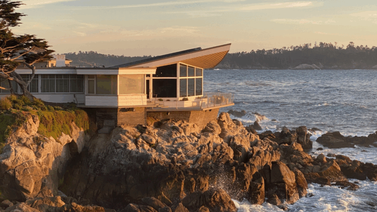 Eight Small Towns Where America’s Richest Retire In Style