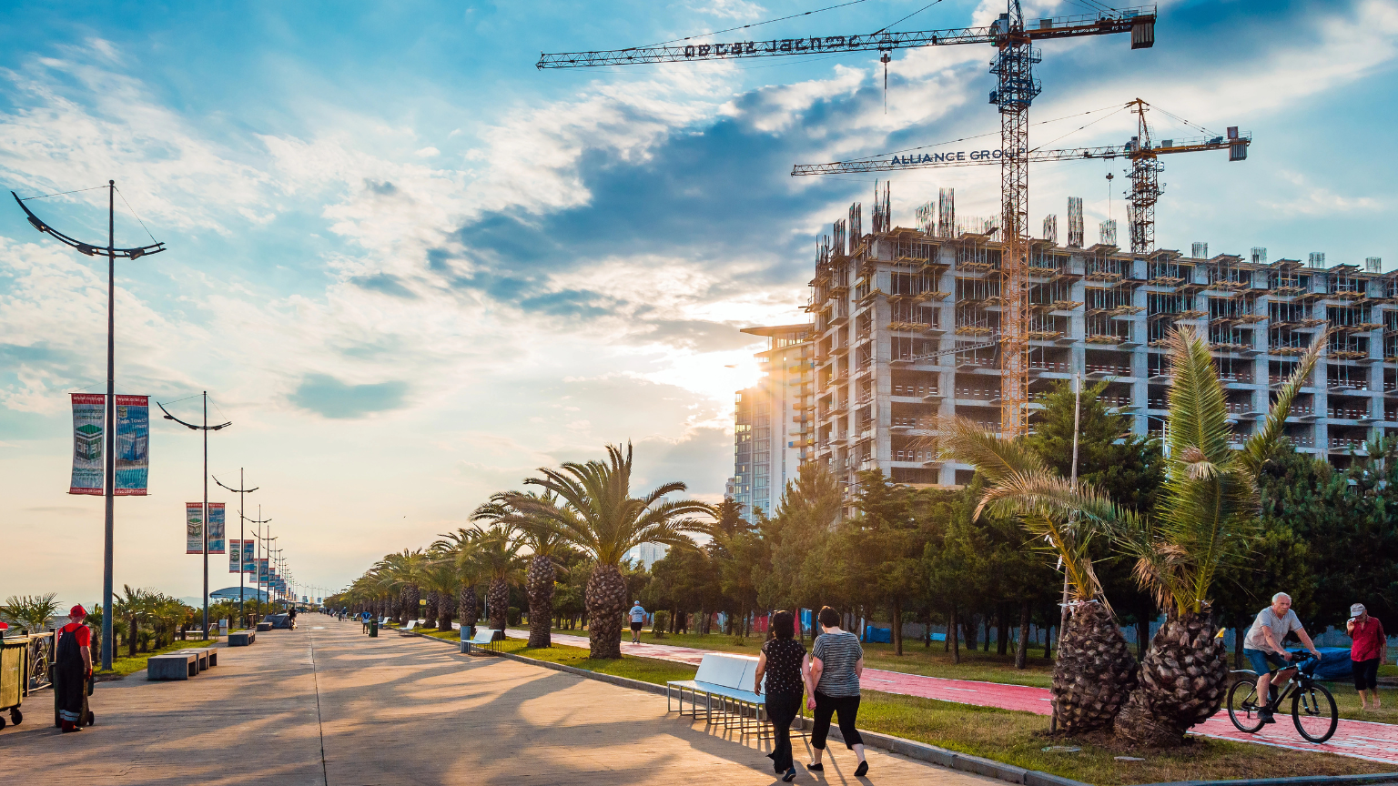 What a 6 A.M. Walk Reveals About Any City