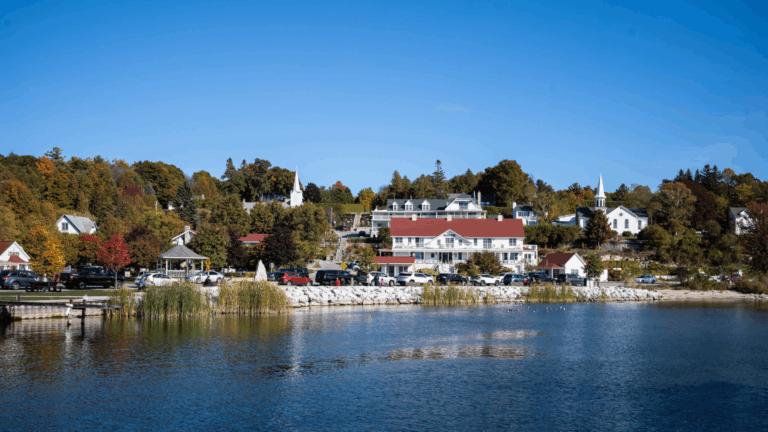 15 Safest Small Towns for a No Stress Weekend