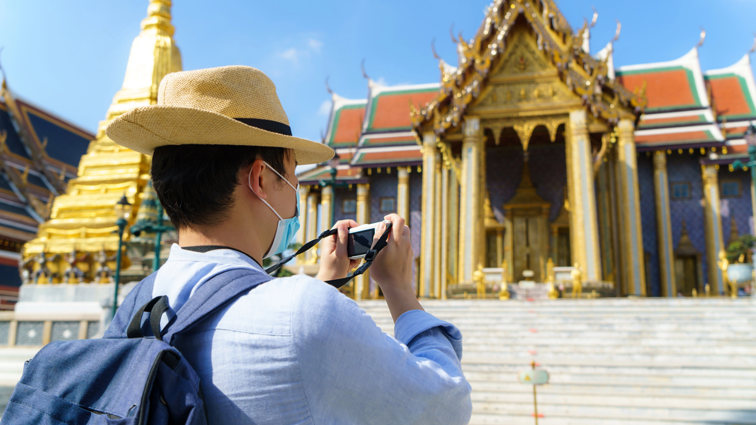 12 Scams Tourists Still Fall For in 2026 (and How to Spot Them Fast)